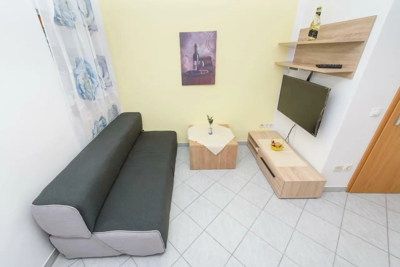 Apartments San Jozef Trogir 0*,